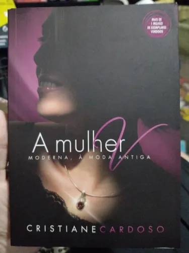 Livro A Mulher V