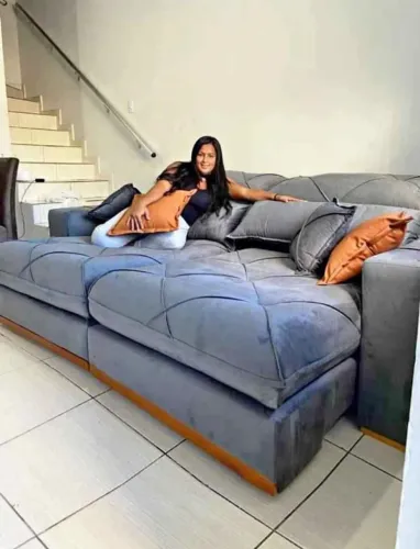 SOFÁ RETRATIL RECLINAVEL MOLAS EBSACADA 2,50 CM DE LAGURA 