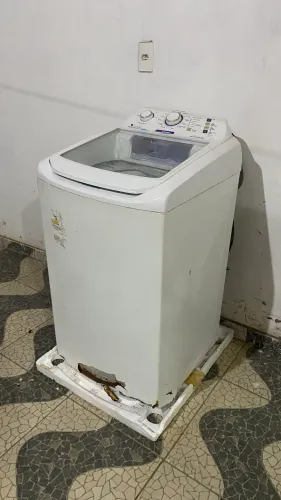 Vendo de lavar Eletrolux  lac09 usada