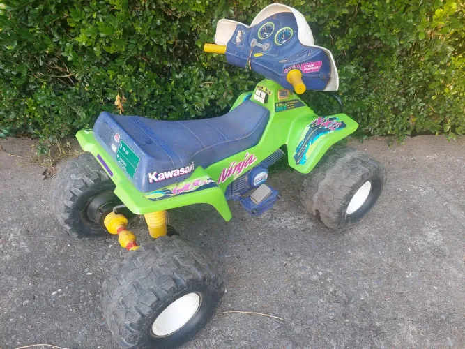Quadriciclo Infantil Kawasaki Ninja