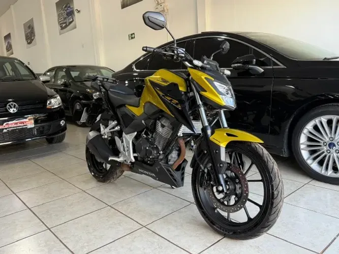 Honda CB300F Twister Abs.. Unico Dono