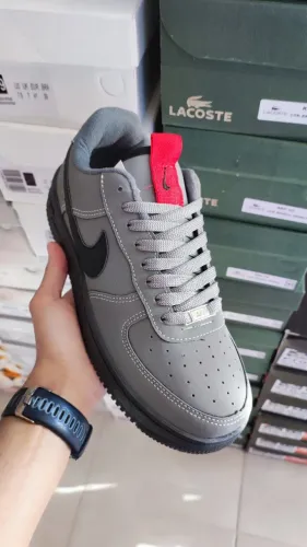Tênis Nike Air Force 1 Cinza