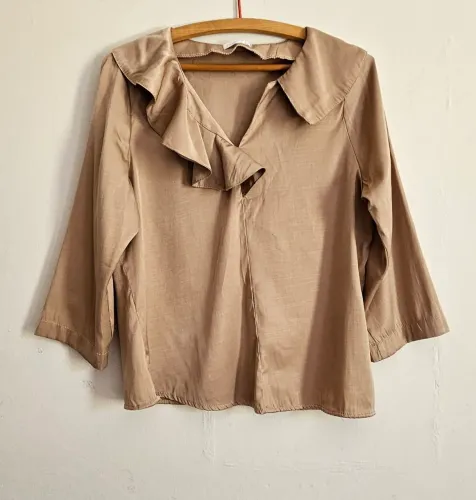 Blusa Acetinada Manga 3/4 - Tam M