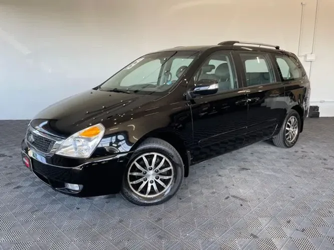 Kia Motors Carnival EX 3.5 V6 24V 276cv Aut. 2013