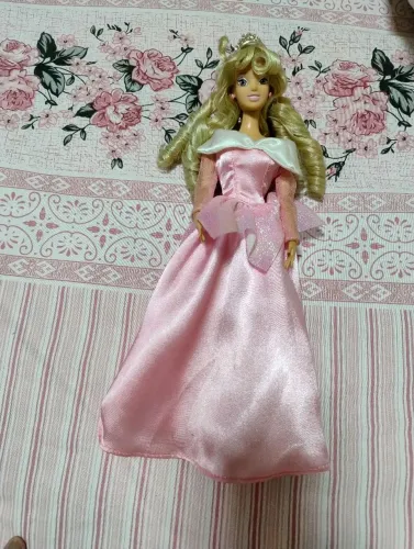 Boneca Aurora e Rapunzel 