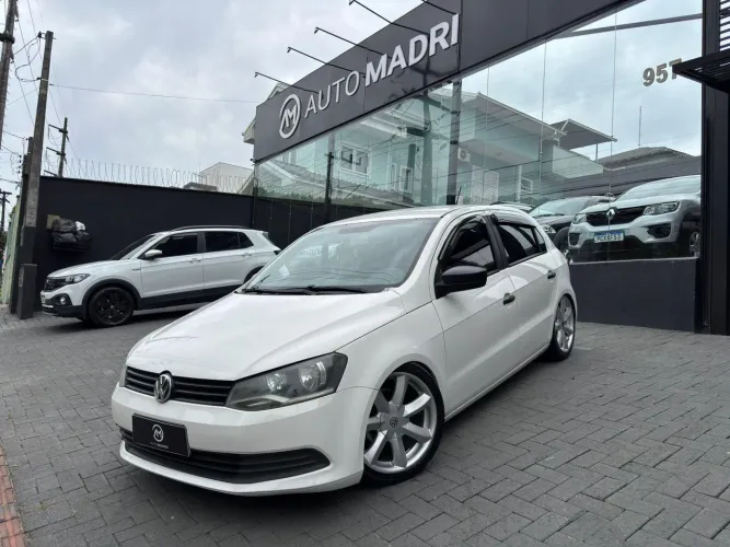 VW - Gol G6 1.0 Completo - Legalizado Suspensão a AR - Rodas 17 - Financia