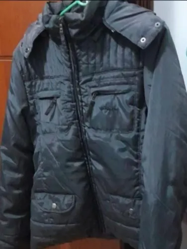 Jaqueta cinza com capuz - Perfeita para o inverno!