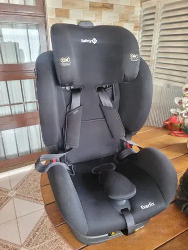 Cadeira de segurança safety 1st - 9kg a 25kg - ótimo estado