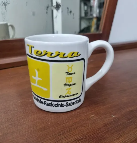 Caneca Porcelana Personalizada Signos do Elemento Terra