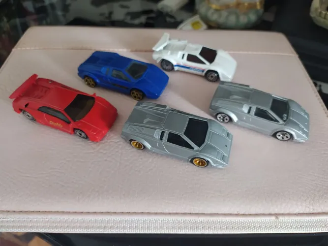 Hot Wheels Lamborghini lote