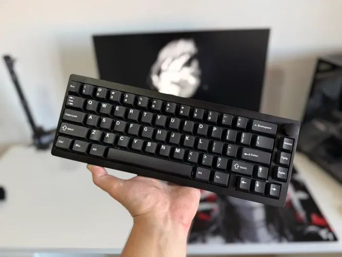 Teclado Custom Epomaker p65