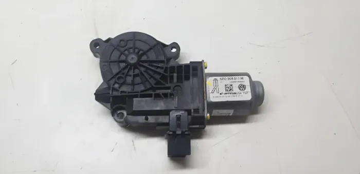 Motor Maquina Vidro Traseiro Esq Jetta 2012 13 14 15 16 2017 (Usado)