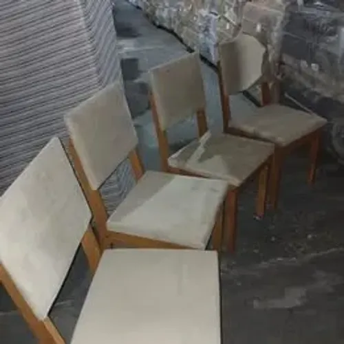 Conjunto de 4 Cadeiras de Madeira Maciça Para Mesa de Jantar