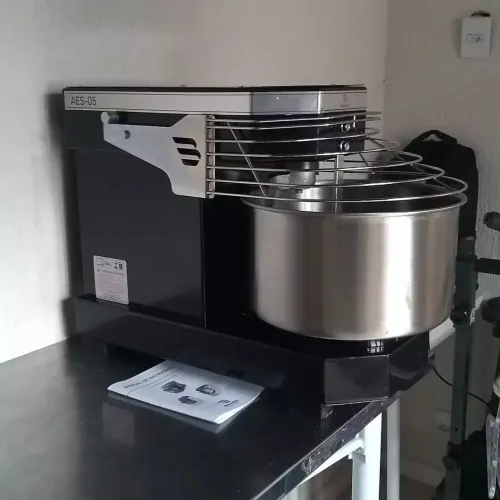 Amassadeira Industrial espiral 5Kg Braesi - Marcos