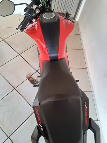 Honda CB tuister 300 cc