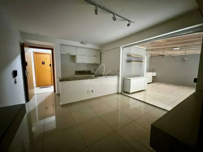 Aluguel área privatva um quarto Centro