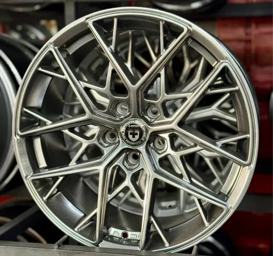 Rodas aro 18 tala 8 furação 5x112
