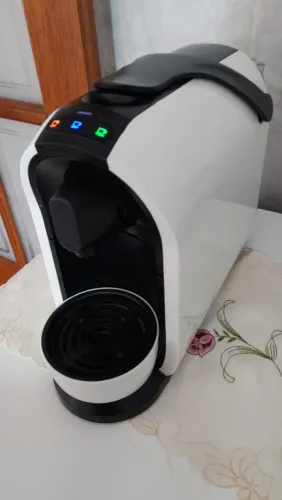 Cafeteira Três Corações seminova 110V