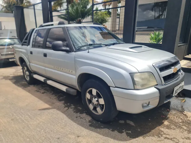 Chevrolet S10 P-up Executive 2.4 MPFI F.power CD 2010