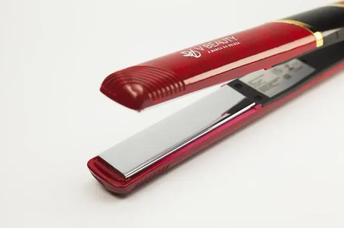 Prancha Purê Titanium  Pro V Beauty 