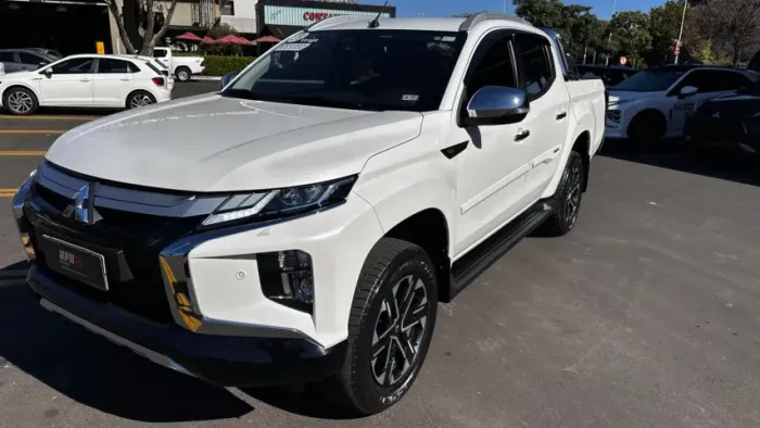 Mitsubishi L200 Triton Sport HPE-S 2.4 CD Dies. AUT 2025