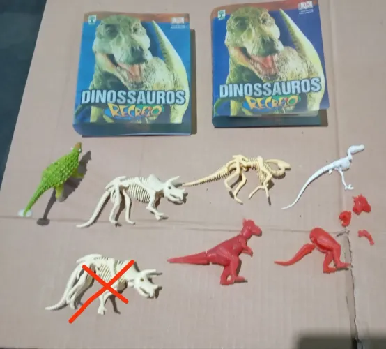 Coleção Dinossauros dinomania recreio