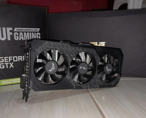 Gtx 1660 Super Tuf Gaming triplo fan