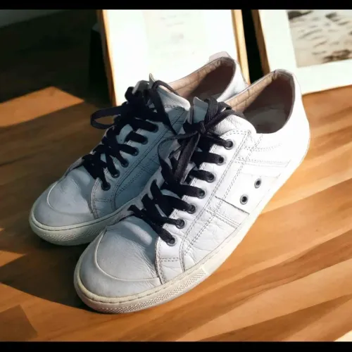 Tênis Branco de Couro tam 42/43
