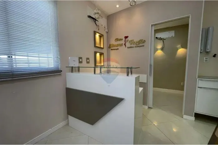 "Alugue: espaço para clinicas em Itapuã, Preço ótimo !"