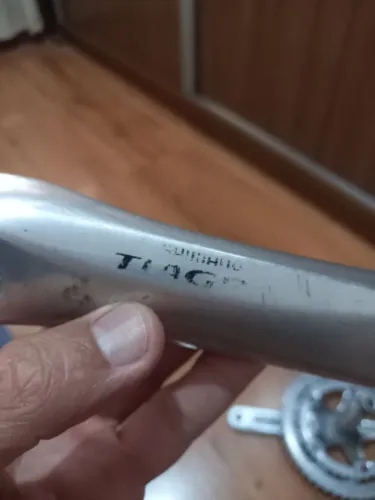 Pé de vela de alumínio shimano tiagra, speed.
