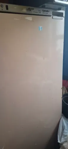 Vende-se freezer vertical 280l