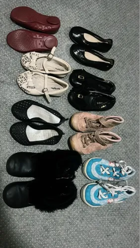 Lote 7 pç TAM. 22 a 24 sapatinhos+tênis+bota
