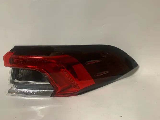 Lanterna traseira Corolla sem led