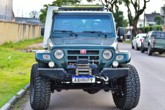 Troller T-4 4X4 3.0 TB Int. Cap. Rígida Diesel 2010