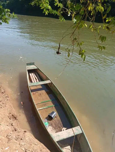 VENDA PONTO DE PESCA EM ARINOS MG