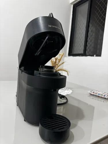 CAFETEIRA NESPRESSO  VERTUO POP 