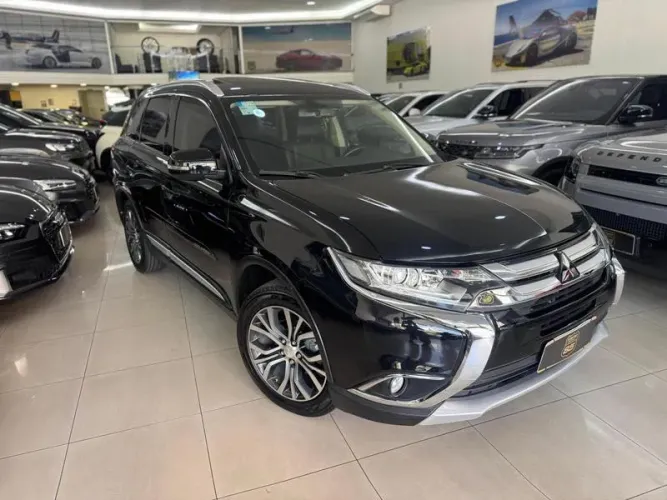 Mitsubishi Outlander Comfort 2.0 16V Aut. 2018