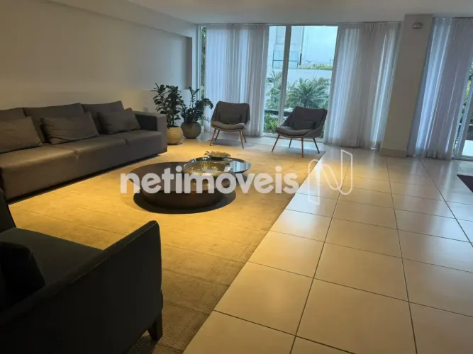 Apartamento à venda com vista deslumbrante para as montanhas no Ed.Helbor Trend, no Vila d