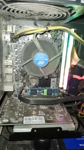 Placa Mãe B250 Intel + Processador i5 7° geração 