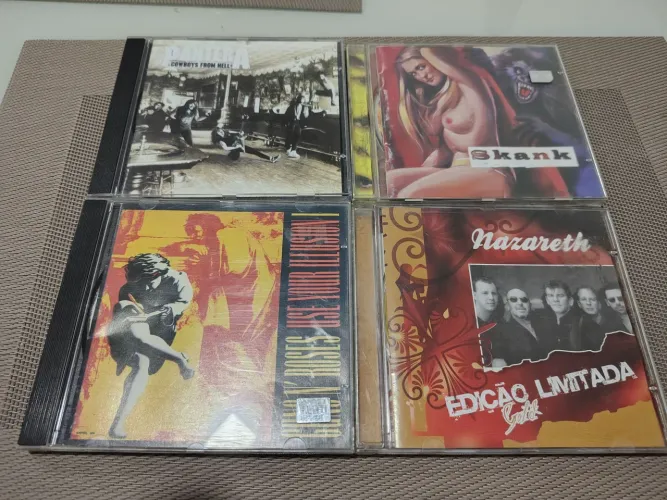 4 cds: Guns n Roses, Pantera, Nazareth & Skank