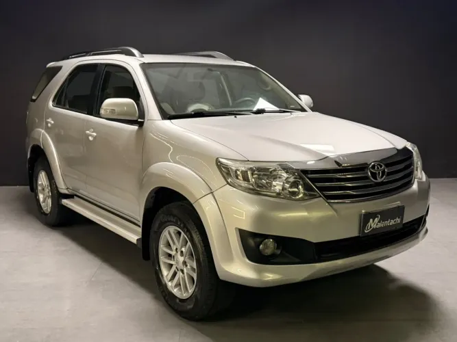 Toyota Hilux SW4 2.7 16V 2013
