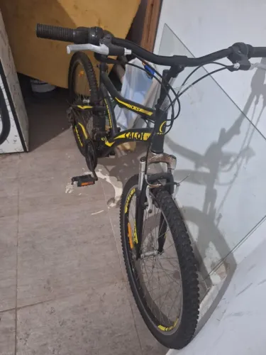 Bicicleta aro 26
