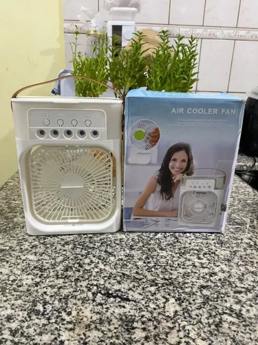 Mini Climatizador de Ar Portátil