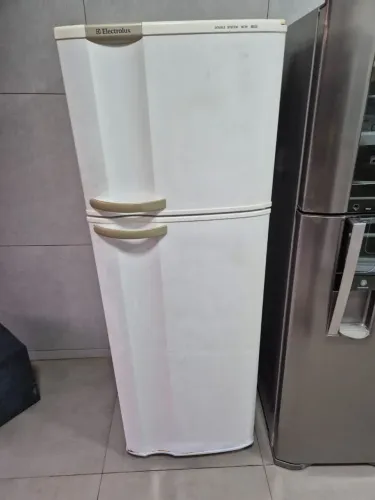 Geladeira Electrolux