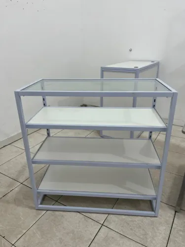 Balcão Modulável em aço com tampo de vidro