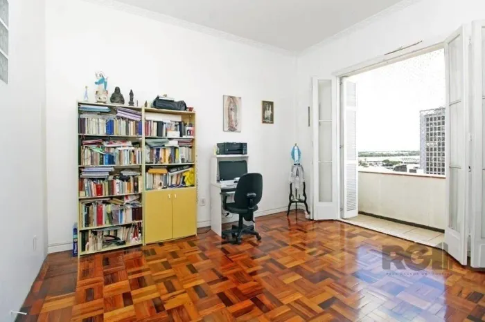 Excelente apartamento de 101m² com 3 dormitórios.
