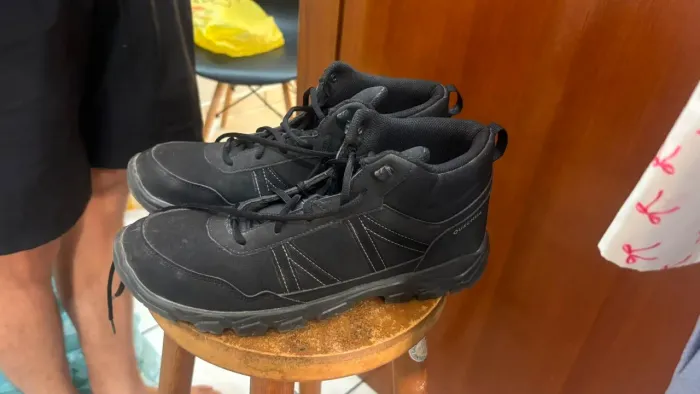 Bota de trilha Quechua NH100