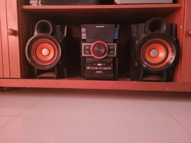 Som Sansung Giga Sound Pro