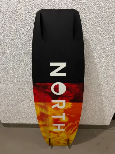 Prancha North Prime 138x41 2024 Completa - Pads e Straps