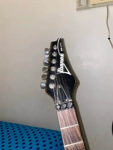 Guitarra ibanez
